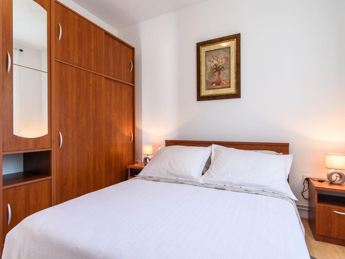 Apartments Beba - Peaceful Location โตรกีร์ ภายนอก รูปภาพ