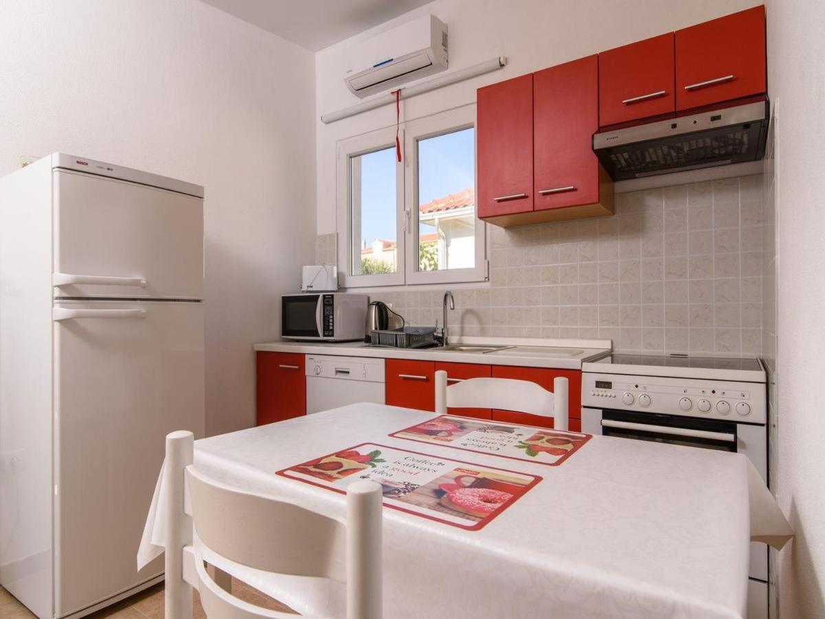 Apartments Beba - Peaceful Location โตรกีร์ ภายนอก รูปภาพ